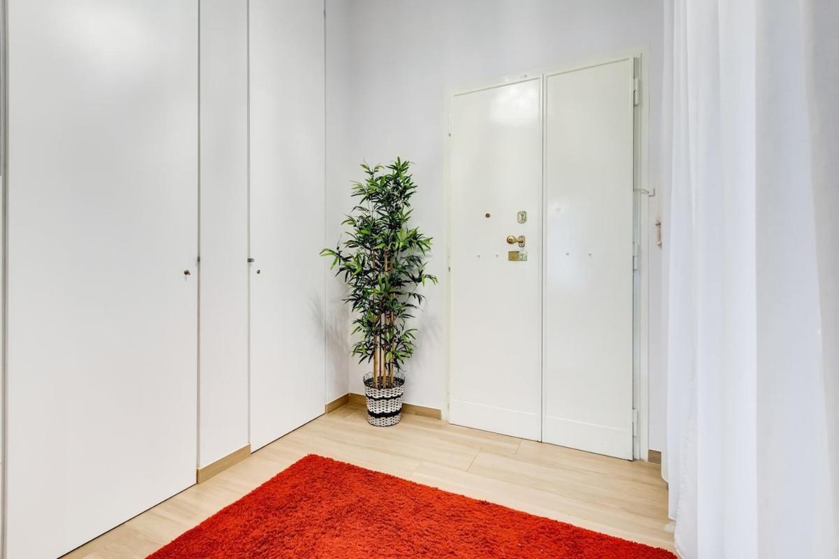 Vatican Brothers Apartment *
